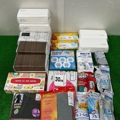 日用品　タートルネック　洗剤　ティッシュ　まとめ売りの画像