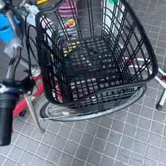 大人用自転車　27インチ　3段ギア、オートライト、鍵付き　赤の画像