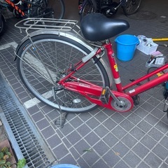 大人用自転車　27インチ　3段ギア、オートライト、鍵付き　赤の画像