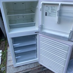 146冷蔵庫の画像