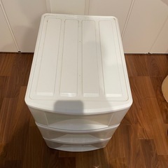 衣装ケース 4段 お譲りします の画像