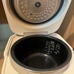 TIGERの炊飯器の画像