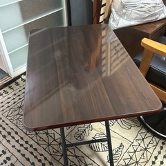 昇降テーブル　の画像