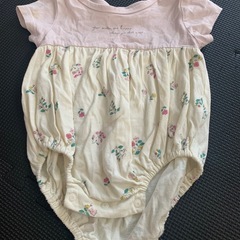 ロンパースの画像