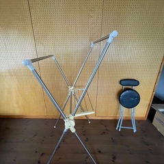 室内干しラック　折りたたみ式の画像