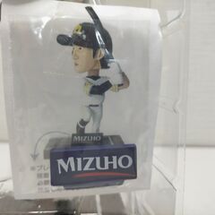 ソフトバンクホークス 柳田悠岐 ボブルヘッド 2016 限定品 フィギュア 首振り人形 箱あり コレクター向け 251119-10Aの画像