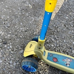 キックスクーターの画像