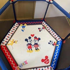 ベビザらス ベビーサークル ミッキーマウスの画像