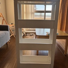 プラスチック棚の画像