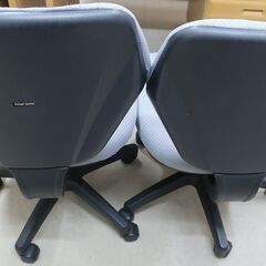 オフィスチェア　2脚の画像