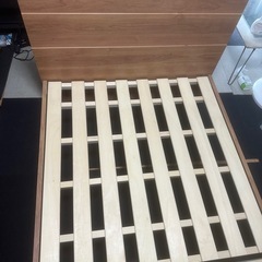 シングルベッドとマッドレス付きの画像