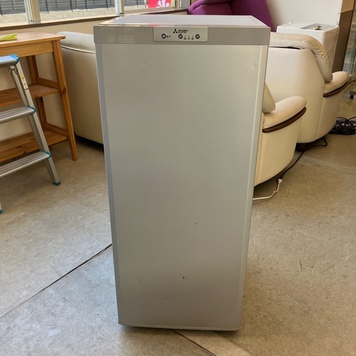 K2511-302 MITSUBISHI 冷凍庫 MF-U12D-S 2018年製 シルバー 5段 121L