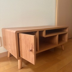テレビ台の画像