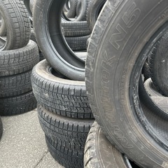 195.65.15スタッドレスタイヤの画像