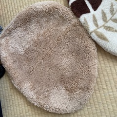 トイレフタカバー２枚の画像