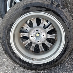 ダンロップスタッドレスタイヤ4本セットの画像