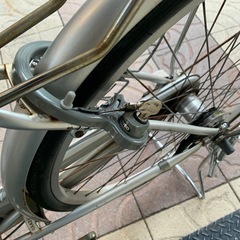 IncenceHDR シルバー　ママチャリ　自転車　26インチ　変速付きの画像