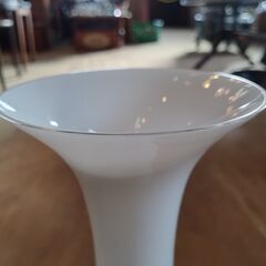 花瓶 フラワーベース 花生 花入 白 インテリア オブジェ /HJ-0570 2Fの画像