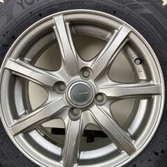 スタッドレスタイヤ アルミホイールセット 175/70 R14の画像