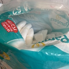 開封済み未使用パンパースパンツMサイズ(36枚)&アンパンマンはじめてのブロックバケツの画像