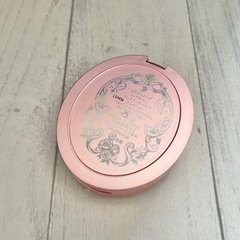 【取引中】フラワーノーズ ベルベットチークブラッシュ05の画像