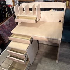 【配送可能】学習机・本棚上・ワゴンの画像