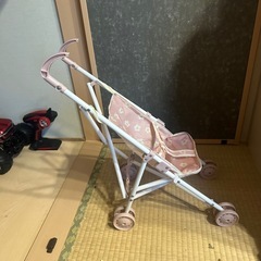 メルちゃん用ベビーカーの画像