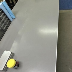 事務机、テーブル、作業台の画像
