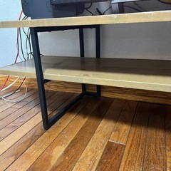 テレビボードの画像