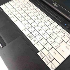 ノートパソコン　大容量SSD512GB搭載・CPUはCorei7・メモリ8GB・Office搭載の画像