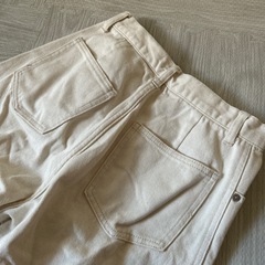 Discoat ストレートデニム　アイボリーの画像