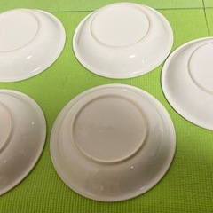 花柄　丸皿　５枚セットの画像