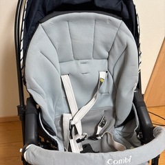 Combi ベビーカーの画像