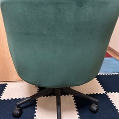 椅子【高さ調節できます】の画像