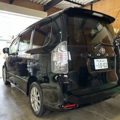 車検付き！トヨタ ヴォクシー！の画像