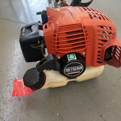 手持ち芝刈り機の画像