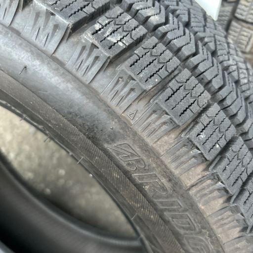 175.65.14スタッドレスタイヤ