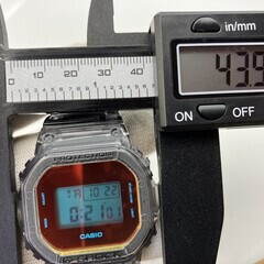 CASIO G-SHOCK DW-5600TLS-8JF 透明グレー　限定モデル　デジタル 腕時計　美品の画像