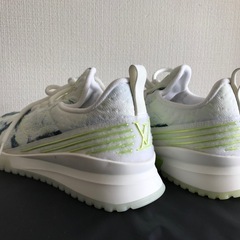 新品未使用 ルイヴィトン スニーカー 靴 26センチの画像