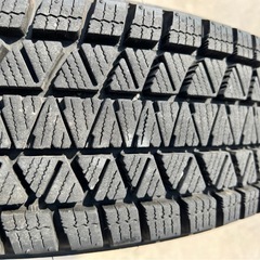 ジムニー スタッドレスタイヤ 4本セット 2023年製
の画像