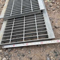 グレーチング蓋の画像
