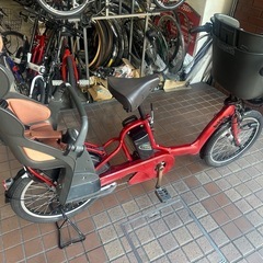 20インチ　ブリヂストン　BIKKE（ビッケ）　大容量バッテリー　前後チャイルドシート付き　三人乗り電動アシスト自転車の画像