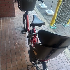 20インチ　ブリヂストン　BIKKE（ビッケ）　大容量バッテリー　前後チャイルドシート付き　三人乗り電動アシスト自転車の画像