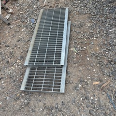 グレーチング蓋の画像