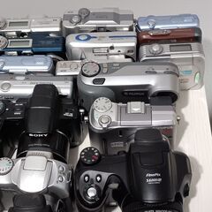 すべて全損品ジャンクカメラ22台の画像