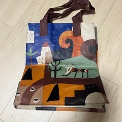 新品ニットパーカーとズボンのセットの画像