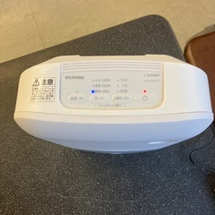 サ2511-308 IRIS OHYAMA 大風量セラミックファンヒーター ACH-M12A-W ホワイト 人感センサー付き 2022年製 通電確認済み 中古美品の画像