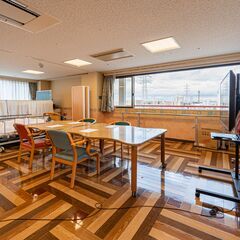 【三鷹・無料駐車場有】通学たった8日🚗働きながら取れる「実務者研修」✨今だけ大幅割引キャンペーン中！【篠原介護スクール】の画像