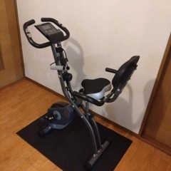 Magic Life フィットネスバイク 折りたたみ機能付き の画像