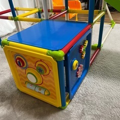 キッズパーク　ジャングルジム　滑り台の画像